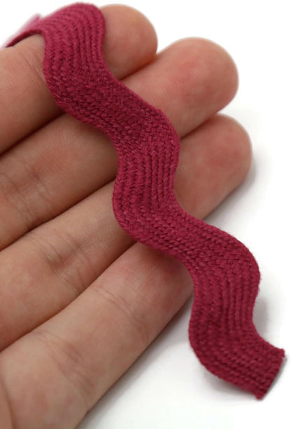 100% Cotton Burgundy Striped Ric Rac Trim - 5 Yards - Classic & Traditional Style - Wedding Occasion - Perfect for Clothing, Home Decor & Craft Projects