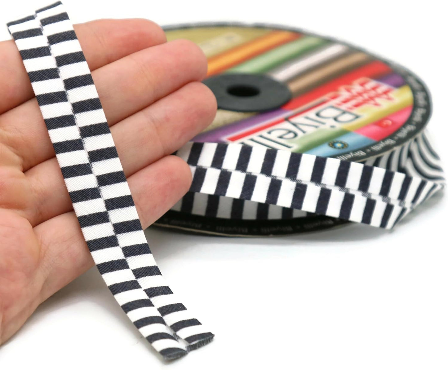 Cotton Fold Bias Binding Tape - 3/4 Inches (20mm) Wide - 27 Yards - Plaid Single Fold Cotton Fold Bias Binding Tape for Sewing Clothing DIY Black F11