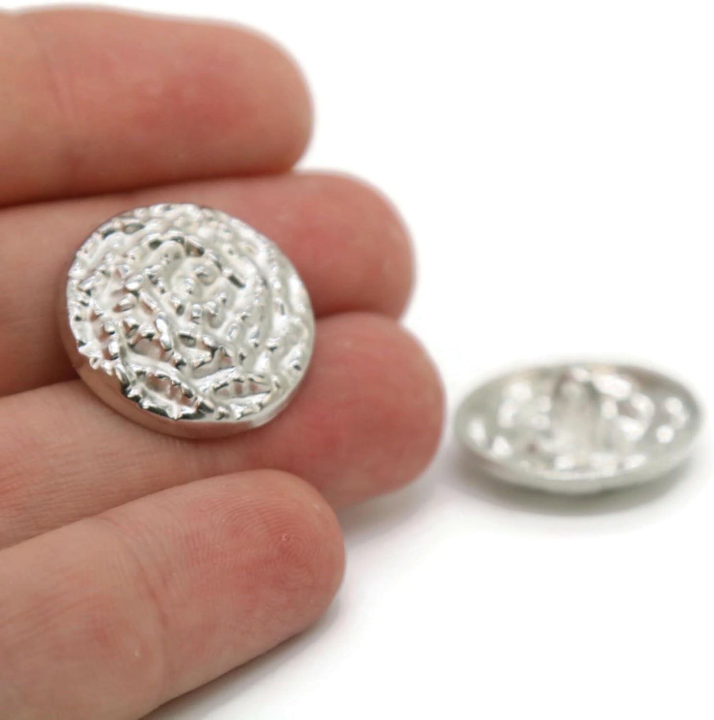 Wrinkle Silver Metal Shank Buttons - 12 Pcs - 2 Size Options - Luxury Wave Wrinkle Round Metal Shank Buttons for Men Women Blazer Coat Uniform Shirt Suit and Jacket Sewing Craft DIY N16301