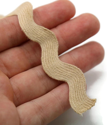 Cotton RIC Rac Trim - 3/4 Inch - 5 Yards - Wave Bending Fringe Trim Cotton Lace Ribbon for Sewing Clothes Gift Wrapping Home Party Decoration CTR02135